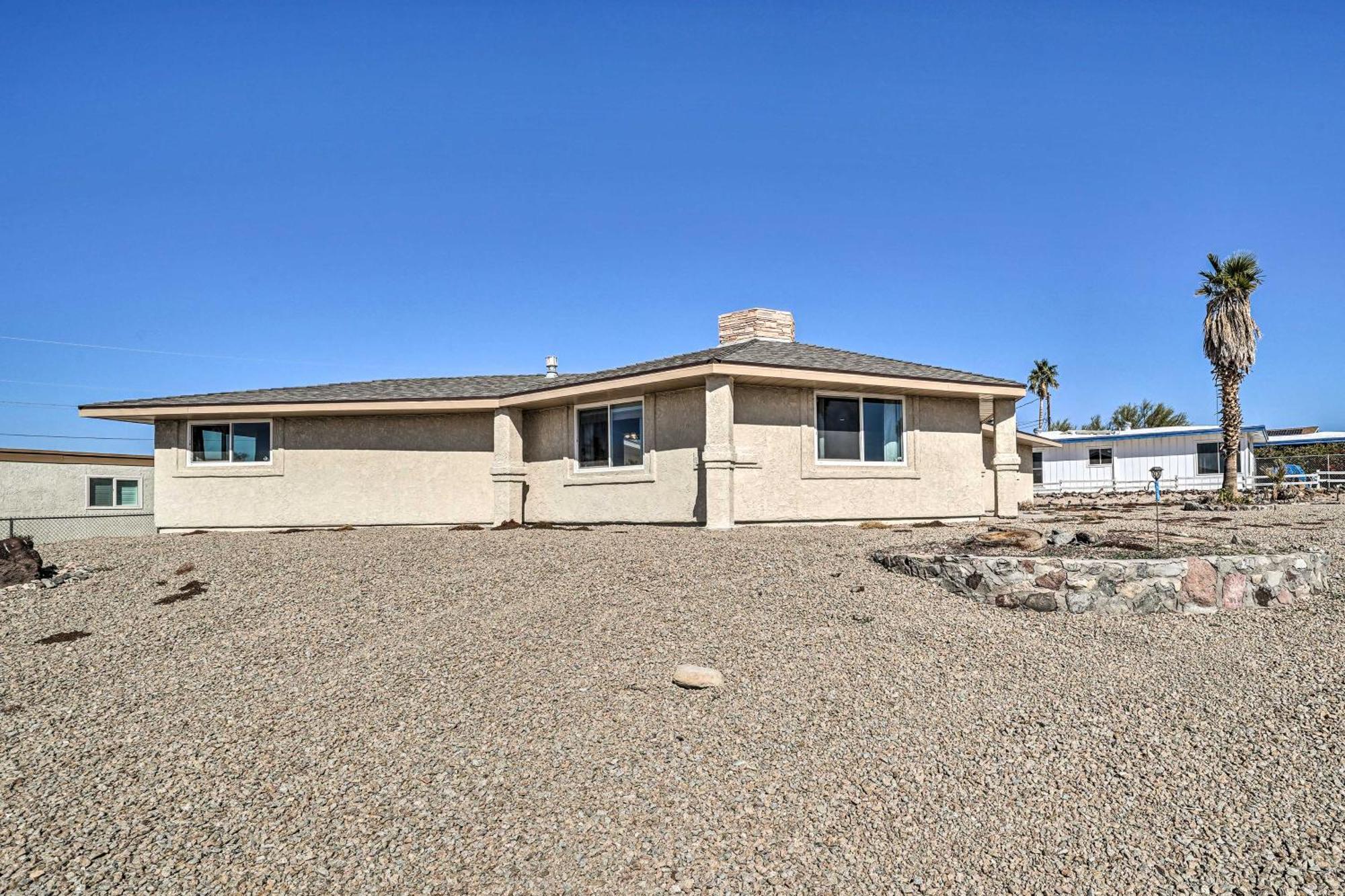 Lake Havasu Family Retreat With Patio And Game Room Lake Havasu City Buitenkant foto